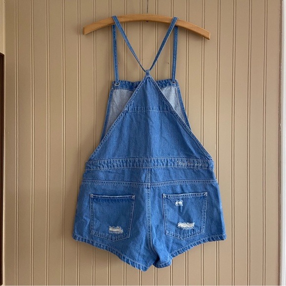ONLY Distressed Denim Overall Shorts Women’s Size 6 or Medium - Picture 2 of 9